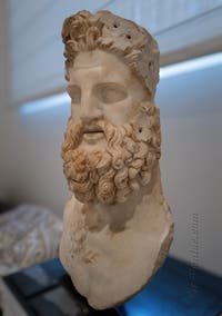 Jupiter type Otricoli, Capitolium, Pompéi, musée archéologique de Naples en Italie