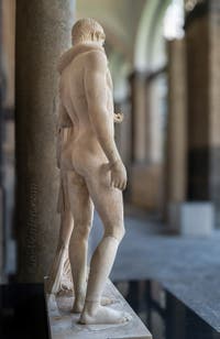 Oreste et Électre, Temple de Sérapis, Pozzuoli, musée archéologique de Naples en Italie