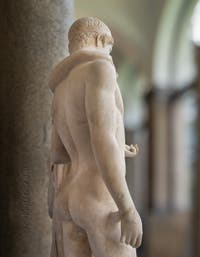 Oreste et Électre, Temple de Sérapis, Pozzuoli, musée archéologique de Naples en Italie