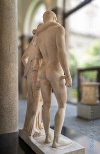 Oreste et Électre, Temple de Sérapis, Pozzuoli, musée archéologique de Naples en Italie