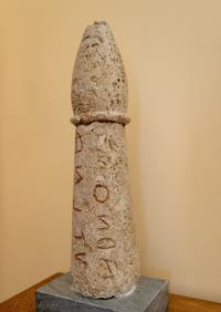 Cippe funéraire étrusque, Cabinet érotique, Musée Archéologique de Naples