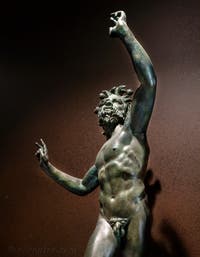 Satyre dansant, Casa del Fauno, Pompéi, musée archéologique de Naples en Italie