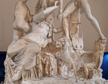 Le Taureau Farnèse et le Supplice de Dircé, Collection Farnèse, musée archéologique de Naples en Italie