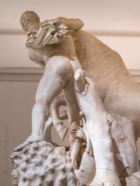 Le Taureau Farnèse et le Supplice de Dircé, Collection Farnèse, musée archéologique de Naples en Italie