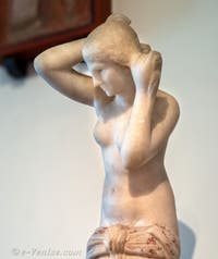 Vénus sortant du bain, Porticus Temple d'Isis, Pompéi, musée archéologique de Naples en Italie