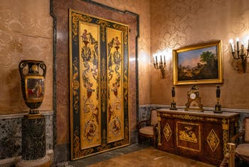 Le bureau du roi Joachim Murat du Palais Royal de Naples en Italie