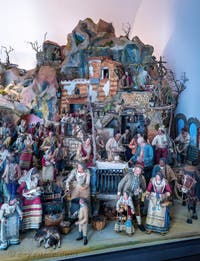 La Crèche de la Chapelle Palatine du Palais Royal de Naples en Italie