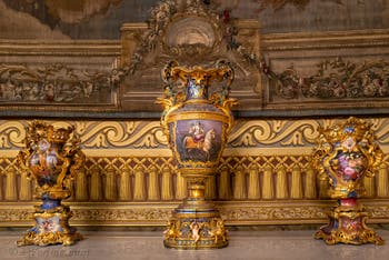 Le Salon d’Hercule ou Salon du Vice-Roi du Palais Royal de Naples en Italie