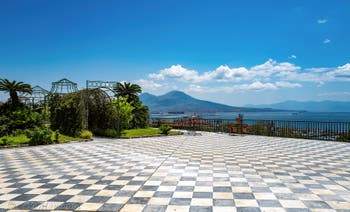 Le jardin-terrasse suspendu du Belvédère du palais royal de Naples