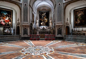 Caravage, les sept œuvres de Miséricorde, Pio Monte della Misericordia à Naples en Italie