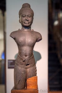 Divinité Khmer (Cambodge) musée d'Art Oriental Ca' Pesaro de Venise en Italie