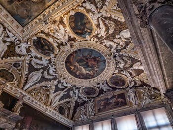 Plafond de la salle des Quatre Portes du Palais des Doges à Venise