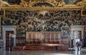 Le Paradis de Tintoret dans la Salle du Grand Conseil du Palais des Doges à Venise