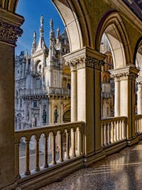 Cour du  Palais des Doges à Venise