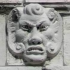 Sculpture sur un chapiteau du Palais Pisani à Venise