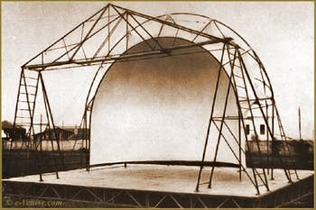 Mariano Fortuny folding dome created for the Carro di Tespi theatre
