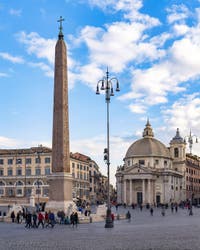 La Piazza, la place del Popolo à Rome avec son obélisque