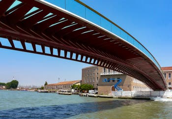 Constitution Bridge, Santiago Calatrava's Ponte della Costituzione on the Grand Canal in Venice