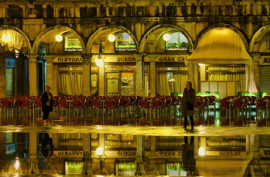 Le Café Quadri Place SaintMarc à Venise