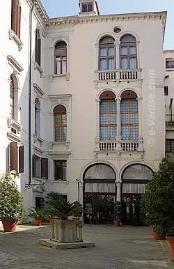 Le Palazzo Vendramin Calergi ou est mort Richard Wagner à Venise