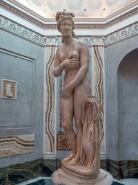 Vénus Capitoline, statue en marbre du IIe siècle avant J.-C., aux musées du Capitole Capitolins à Rome en Italie