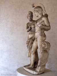 Sculpture antique dans le petit cloître Ludovisi du musée des Thermes de Dioclétien à Rome en Italie
