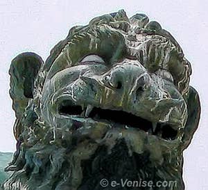 Colonnes de la Piazzetta, le lion de Saint-Marc