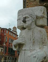Antonio Rioba Mastelli avec son nez de fer campo dei Mori à Venise