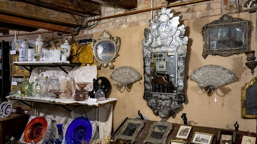 Antichità al Ghetto Antiquitätenladen in Venedig