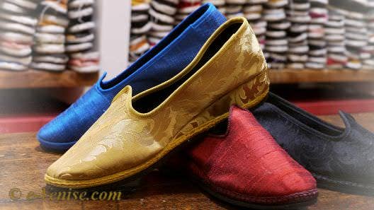 Les Chaussures Friulanes frioulanes ou Furlane à Venise